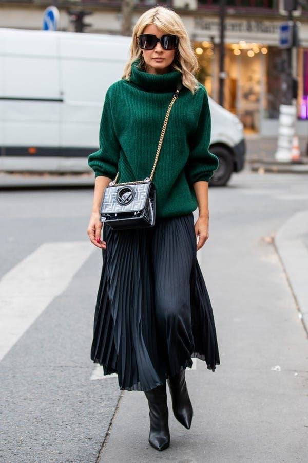 Green pleated skirt outfit best sale