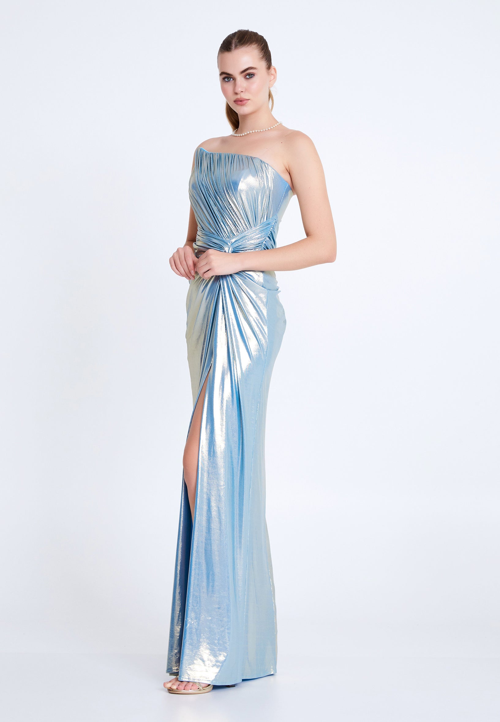 Floor-length one-shoulder metallic dress with slit – side view