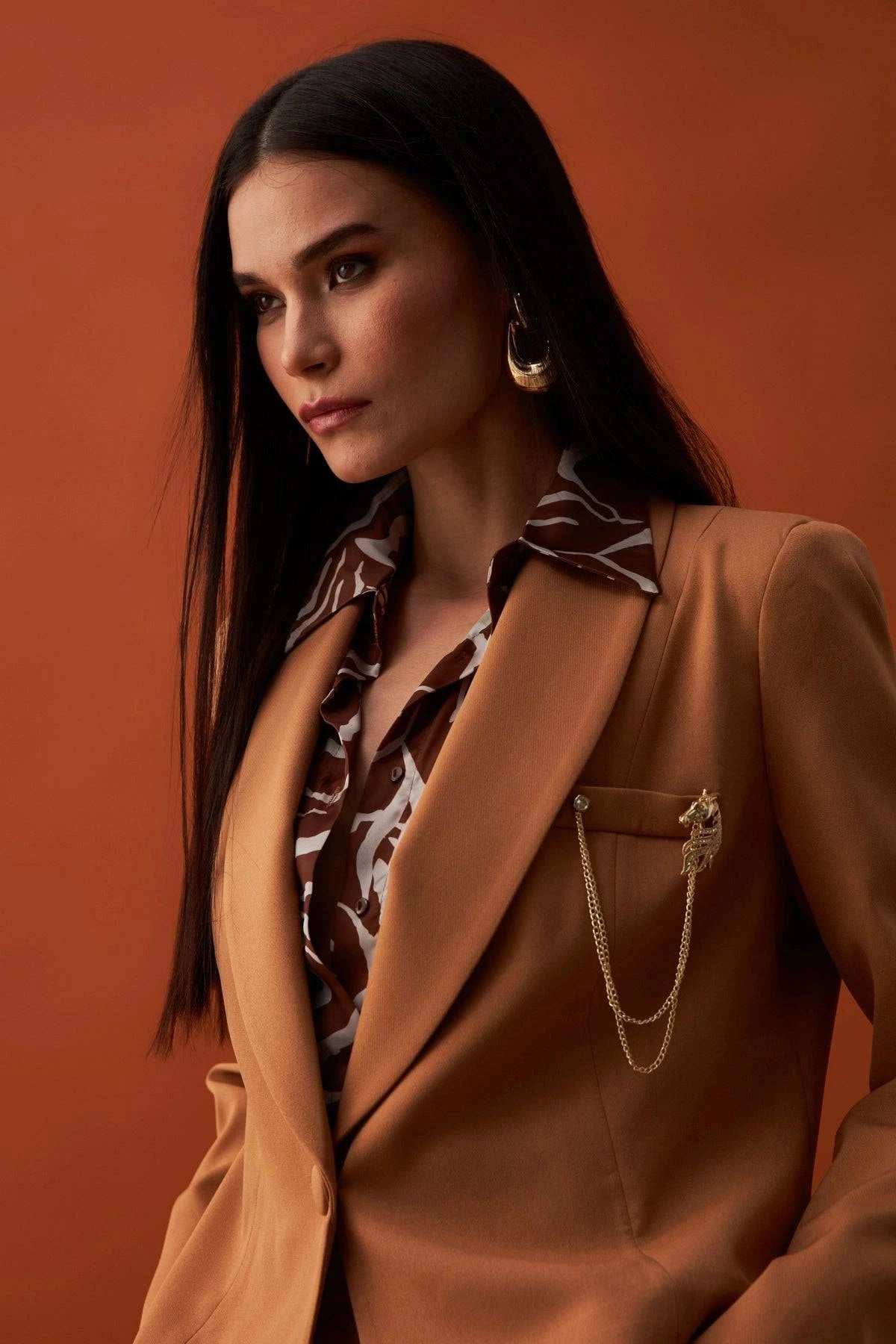 Brooch Detailed Short Jacket without button - CAMEL - LussoCA