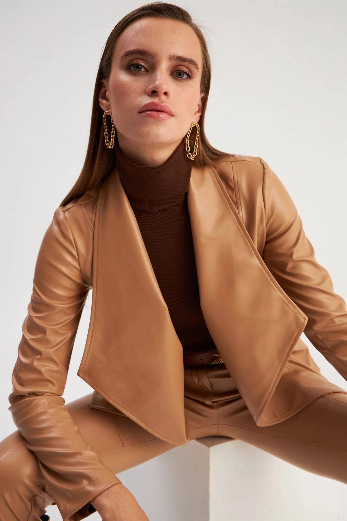 Wide Collar Leather Jacket - Caramel - LussoCA