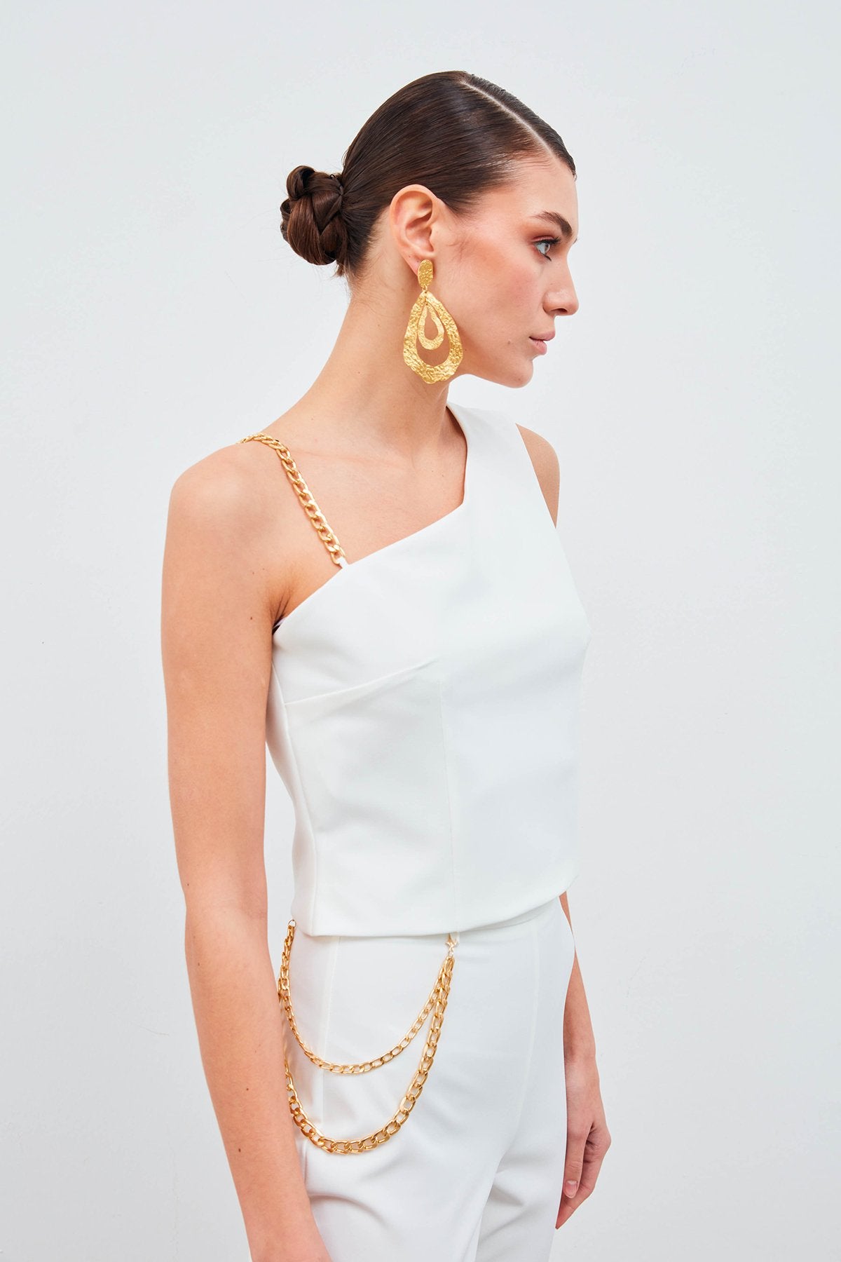 Chain Strap Detailed Crop Blouse - White - LussoCA