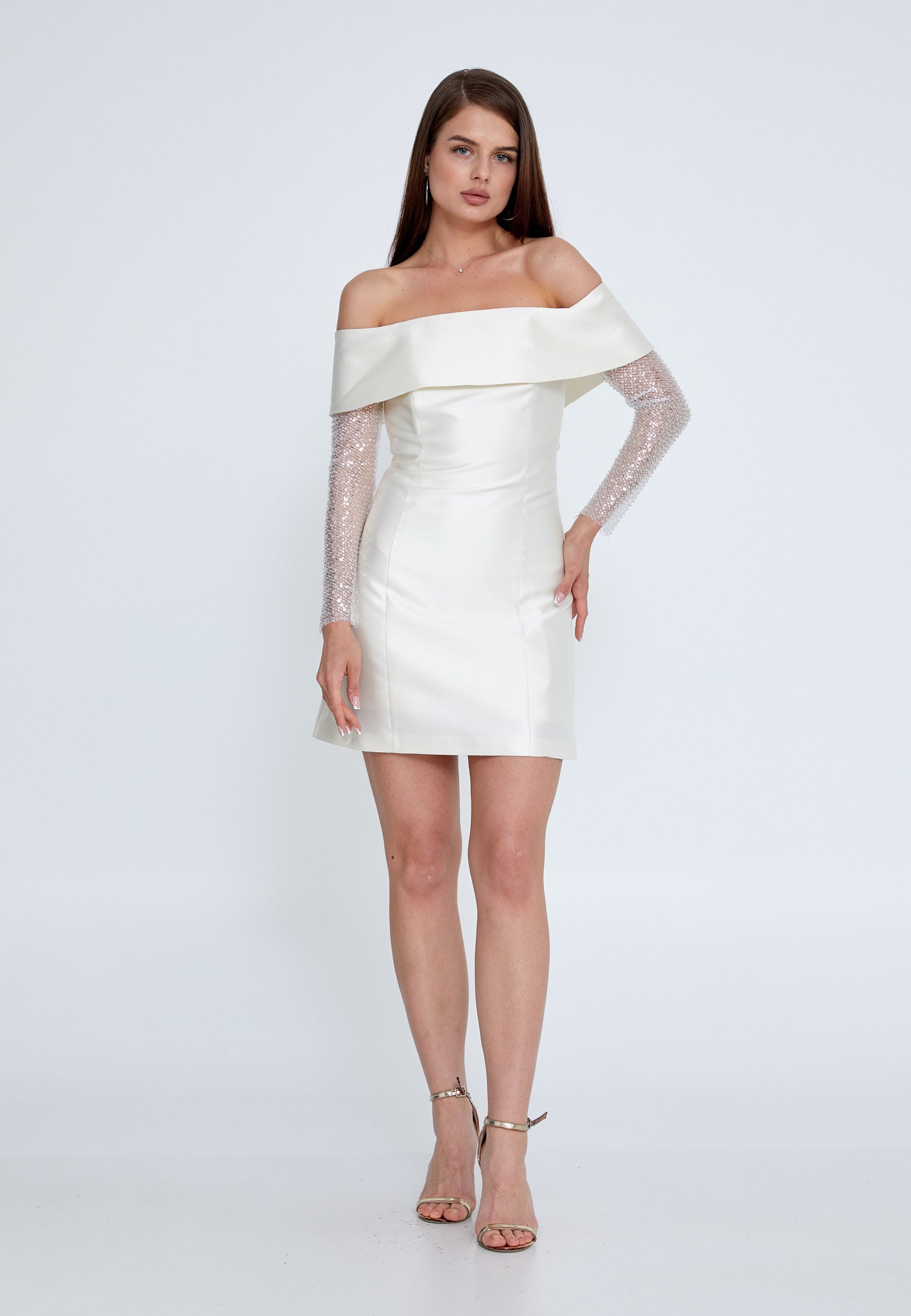 Off white short dress with sequin sleeve - LussoCA