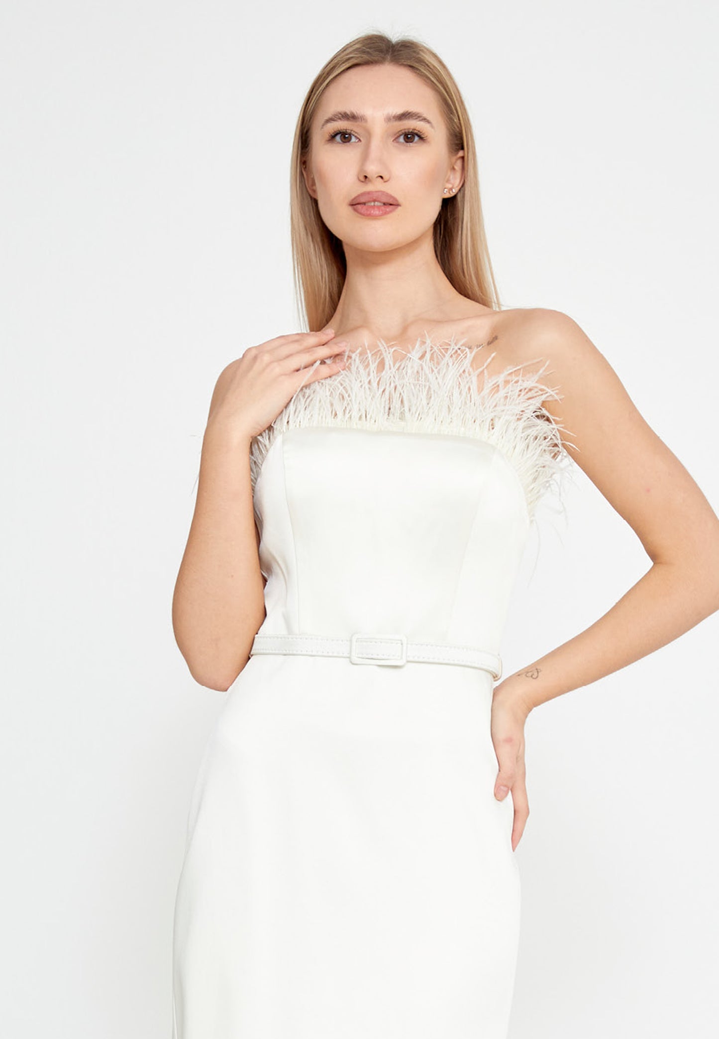 Strapless Midi Satin Pencil Skirt  with Feather Collar Regular Cocktail Dress - White