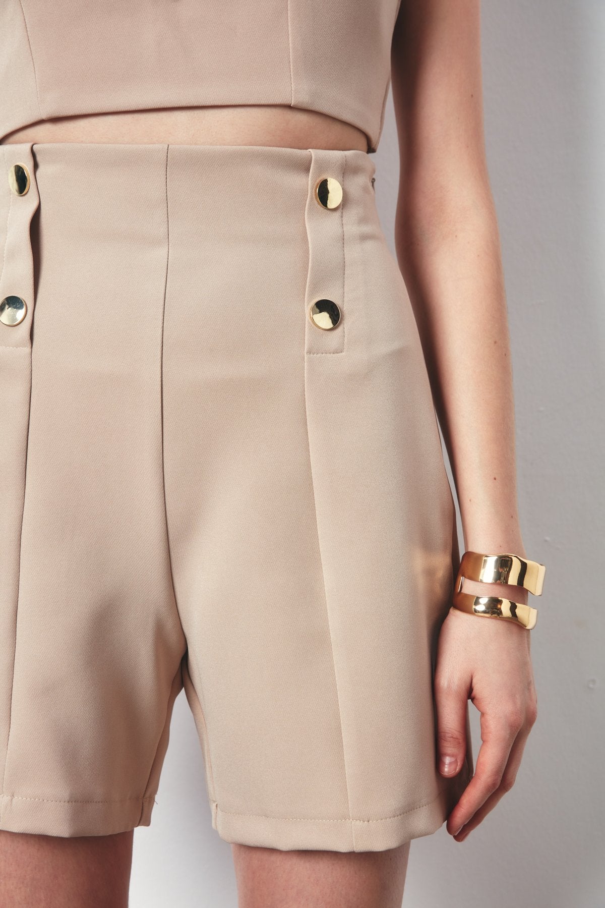 Buttoned Mini Shorts - BEIGE - LussoCA