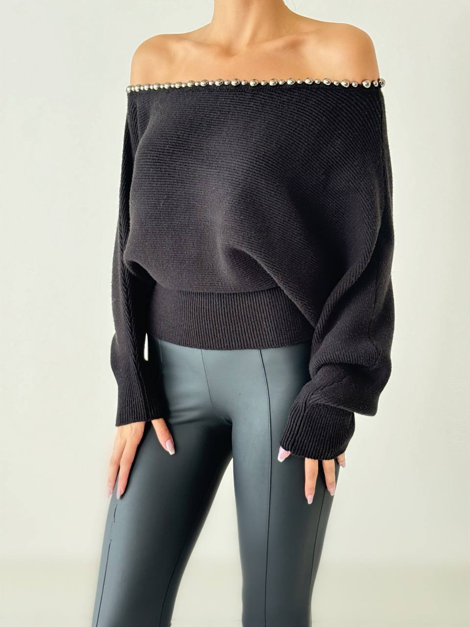 Off-Shoulder Knit Sweater - Black