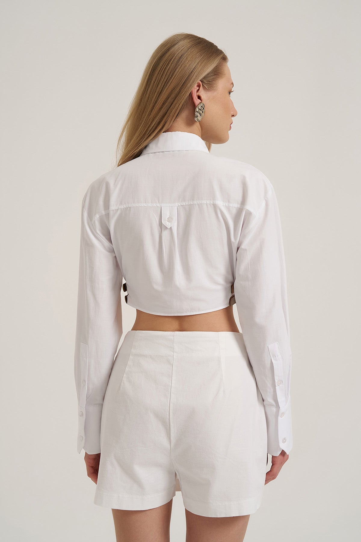 Crop Shirt with Belt Accessory - White - LussoCA