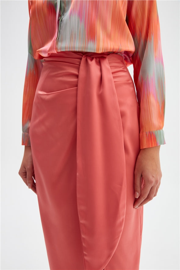 Satin Pencil Skirt with Detail and Slit- Coral-Bottom-Sateen-LussoCA