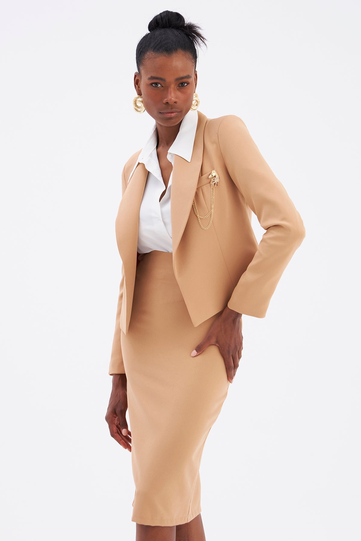 Brooch Detailed Short Jacket without button - CAMEL - Jacket - LussoCA